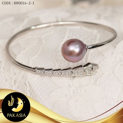 กำไลมุกบาร็อค หางจระเข้ประดับเพชร สีม่วง เกรด AA+ ขนาด 11 mm. ตัวเรือนเงินแท้ 92.5 ชุบทองคำขาว ประดับเพชร CZ / SN0350YB442