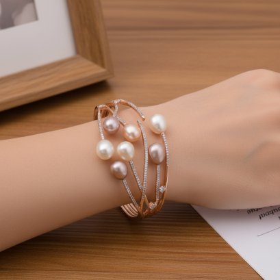 กำไลกัลปังหา บานพับสปริงหัวไข่มุก 7 เม็ด ไข่มุก Freshwater Pearl สีมัลติคัลเลอร์ (ขาว-พีช-ม่วง) / 23.8.65