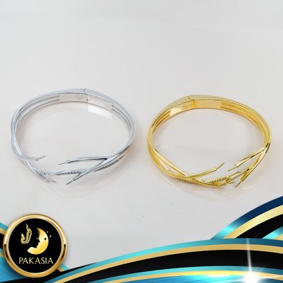 อะไหล่ตัวเรือนกำไลสปริงบานพับ Collection "กัลปังหา" สำหรับติดไข่มุก 6 เม็ด ตัวเรือนเส้นผ่านศูนย์กลางขนาด 6 cm. วัสดุเงินแท้ 925 ประดับพลอยแท้ White Topaz 3 ct. ตัวเรือนมี 2 สีให้เลือก คือ สีทอง สีทองคำขาว