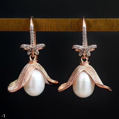 Approx. 8.0 mm, Freshwater Pearl, Pearl Gurjun Pearl Fish Hooks Earrings