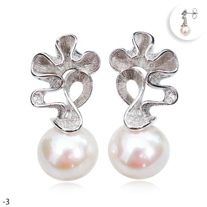 Approx. 10.0 mm, Edison Pearl, Ribbon CZ Paved Pearl Stud Earrings