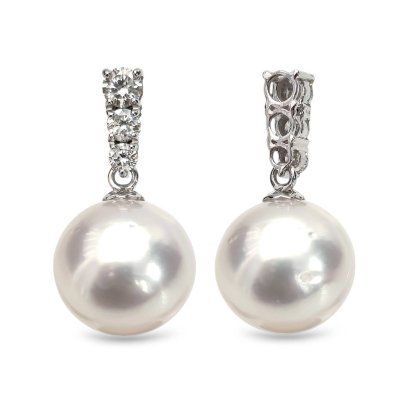 Approx. 12.0 mm, White South Sea Pearl, Three Stones Diamond Dangle Pearl Pendant