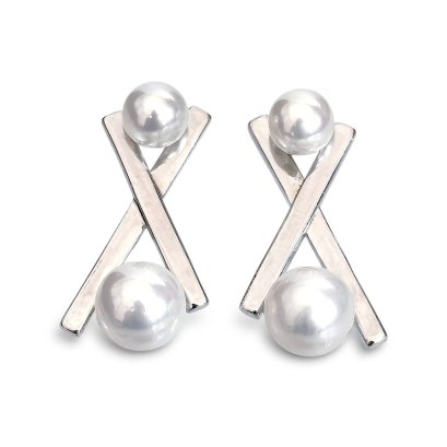 Approx. 4.5 mm and 6.0 mm, AK Pearl, XO Stud Pearl Earrings