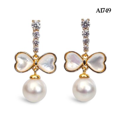 Approx. 8.0 mm, Akoya Pearl, Double Heart Dangle Pearl Stud Earrings