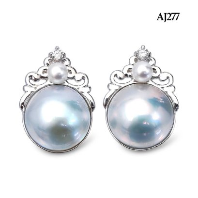 Approx. 13.0 mm, Amami Oshima Mabe Pearl, Royal Crown Pearl Stud Earrings