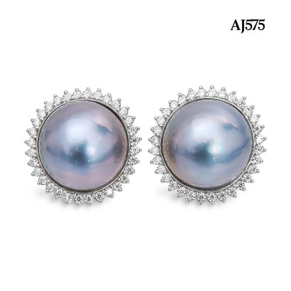 Approx. 13.0 mm up, Amami Oshima Mabe Pearl, Solitaire Pearl Halo Moissanite Stud Earrings
