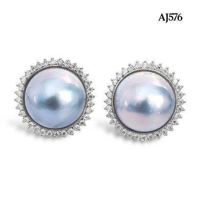 Approx. 13.0 mm up, Amami Oshima Mabe Pearl, Solitaire Pearl Halo Moissanite Stud Earrings