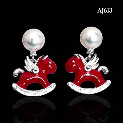 Approx. 5.5 mm, AK Pearl, Rocking Horse Dangle Pearl Stud Earrings