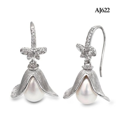 Approx. 8.0 mm, Freshwater Pearl, Yang Na Fruit Pearl Fish Hook Earrings