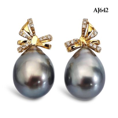 Approx. 8.5 mm up, Lunar Gray Lot, Tahitian Pearl, Bow Diamond Paved Pearl Stud Earrings