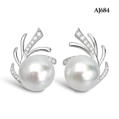 Approx. 12.0 -13.0 mm, White South Sea Pearl, Peacock Plume Pearl Stud Earrings