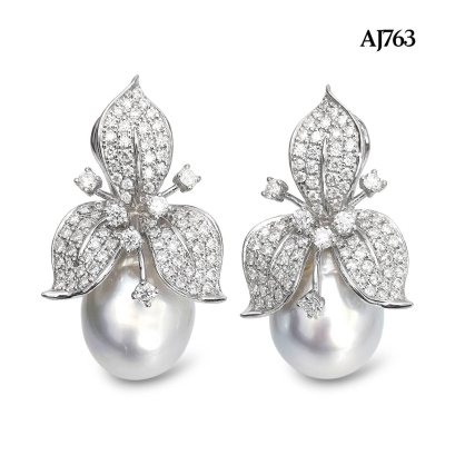 13.5 mm and 13.6 mm, White South Sea Pearl, Lilly Pearl Stud Earring with Omega Earring Backs