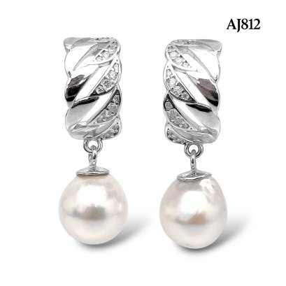 Approx. 8.0 mm, Akoya Pearl, Front Sail CZ Pearl Stud Earrings