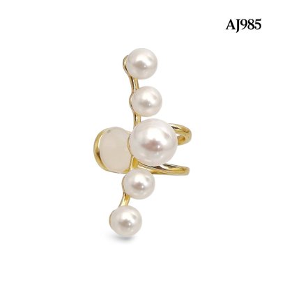 Approx. 4.0 - 5.0 mm, AK Pearl, Pearl Earcuff Earrings