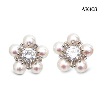 Approx. 5.5 mm up, AK Pearl, Pearl Star Stud Earrings