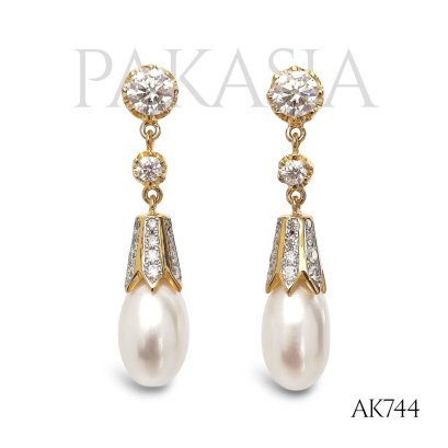 Approx. 8.0 mm, Freshwater Pearl, Dangle Round Moissanite Cone Cap Pearl Stud Earrings