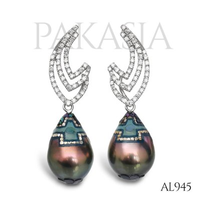 11.8 mm and 11.6 mm, Ariake Robert Wan, Tahitian Pearl, Pearl Stud Earrings