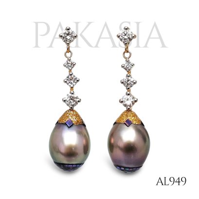 10.9 mm and 10.6 mm, Ariake Robert Wan, Tahitian Pearl, Diamind Dot Dangle Three Stones Diamond & Pearl Stud Earrings