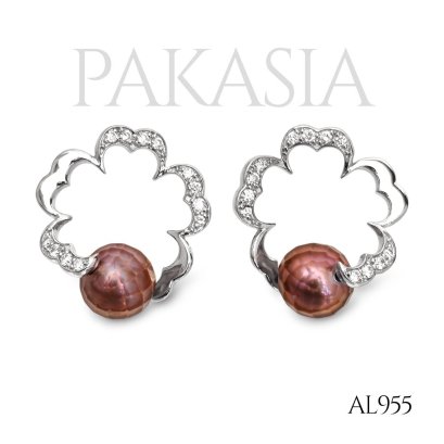8.4 mm and 8.4 mm, Hanashinju, Freshwater Pearl, Sakura Diamond Paved Pearl Stud Earrings