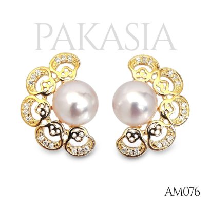 Approx. 6.0 mm, Hanamomo, Akoya Pearl, Pearl Peacock Tail, Stud Earrings