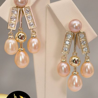 ต่างหูPakasia พลอยแท้ ไวท์ โทแพซ [เงินชุบทอง] มุกแท้น้ำจืดเปา+หยดน้ำโอรส AA+ ขนาด 6-8mm. / SN0380YE329