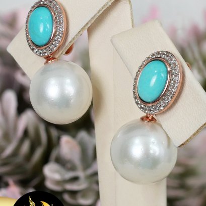 ต่างหู Turquoise ทรงโดมล้อมพลอยแท้ Jacket หางหนูห้อยไข่มุก South Sea น้ำเค็มคัดเกรด สีขาว ทรงกลม ขนาด 12 mm เกรด AA ตัวเรือนต่างหูเงินแท้ 92.5 ชุบ Pink Gold ประดับพลอยแท้ White Topaz / 4.7.64