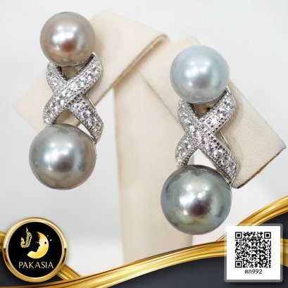 ต่างหู OX ไข่มุกทวิน ไข่มุกตาฮิติน้ำเค็มคัดเกรด สี Fancy ทรงกลม ขนาด 8.0-10.0 mm เกรด AA+ ตัวเรือนต่างหู OX เงินแท้ 925 ชุบทองคำขาว ประดับพลอยแท้ White Topaz / 1.12.64