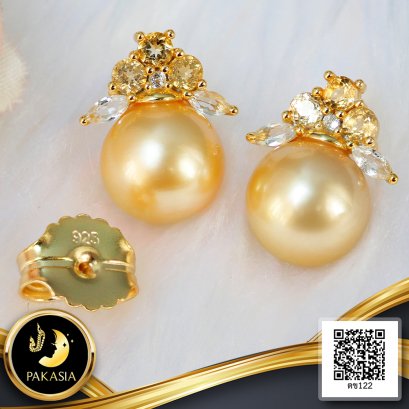ต่างหูไข่มุกควั่นพลอยแท้ ไข่มุก South Sea สายพันธุ์น้ำเค็มคัดเกรด สีทอง Light - Middle Gold ทรงเกือบกลม-กลม ขนาด 10.0 mm เกรด AA+ ตัวเรือนวัสดุเงินแท้ 925 ชุบสีทอง ประดับพลอยแท้ White Topaz และ Citrine รวม 2.0 ct. / 3.4.65