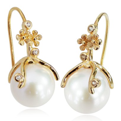 ต่างหูไข่มุก Edison  "ช่อดอกซากุระหยาดน้ำเพชร"