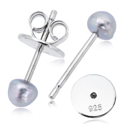 (Bank Chalermrat Collection) Approx. 4.5 mm, Akoya Pearl, Stud Earrings