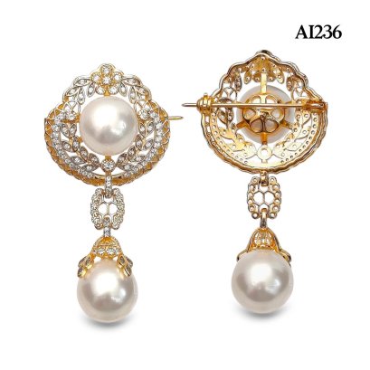 Approx. 11.0 - 12.0 mm, White South Sea Pearl, Royal Pearl Wreath Dangle Pearl Brooch