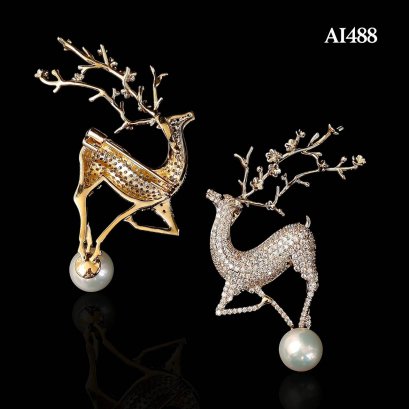 Approx. 9.0 - 10.0 mm, Edison Pearl, Raindeer Pearl Alloy Brooch