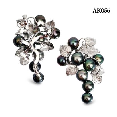 Approx. 8.0 - 9.0 mm, Tahitian Pearl, Grape Pearl Bunch Brooch