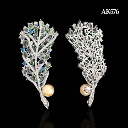 Approx. 9.0 mm, Gold South Sea Pearl, Peacock Feather Pearl Alloy Brooch