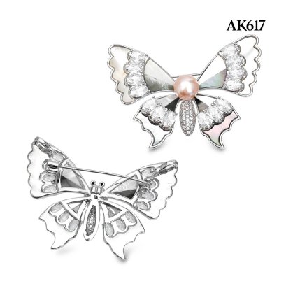 Approx. 8.0 mm, Freshwater Pearl, Butterfly Pearl Alloy Brooch