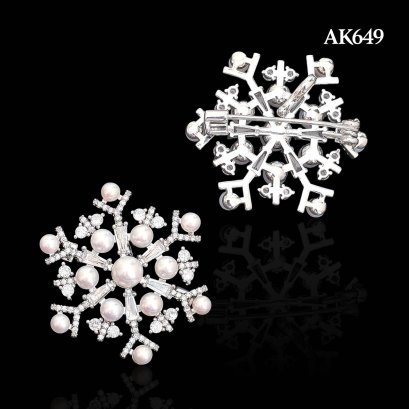 Approx. 3.0 - 5.0 mm, AK Pearl, Snowflake Pearl Alloy Brooch