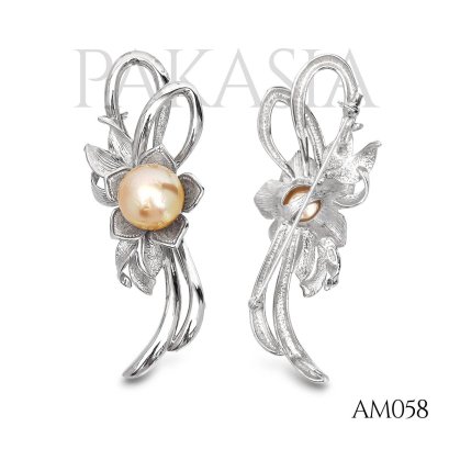 13.6 mm, Gold South Sea Pearl, Pearl Brooch