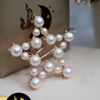 กิ๊บติดผม Pakasia ดาว มุกแท้ซาลาเปานูน สีขาว เกรด AA+ ขนาด 4-7 mm. ตัวเรือนเงินแท้ 92.5 ชุบ Pink Gold / SN0325YK164