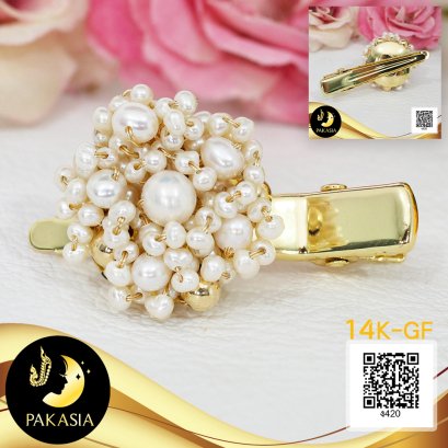 กิ๊บติดผมดอกผกากรอง ประดับไข่มุกน้ำจืดคัดเกรด สีขาว ทรงกลม ขนาด 2-5mm เกรด AA+ ตัวเรือนกิ๊บติดผมแบบ Alligator Hair Clip Gold Filled 14k / 18.7.64