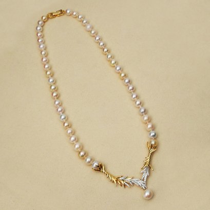 7.0 - 9.45 mm, Akoya Pearl, Graduated Pearl Necklace with Phoenix Plume Pendant