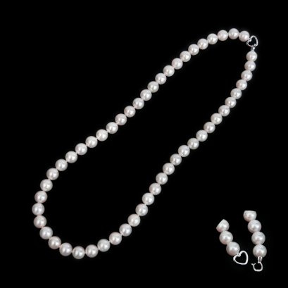 7.56 - 8.03 mm, Akoya Pearl, Graduated Pearl Necklace