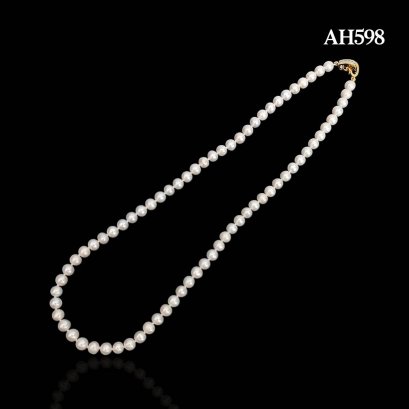 Approx. 5.5 - 6.0 mm, AK Pearl, Uniform Pearl Necklce
