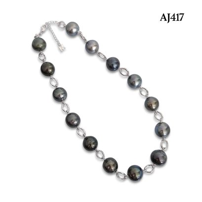 15.1 mm and 17.2 mm, Tahitian Pearl, Station Pearl & Ring Necklace
