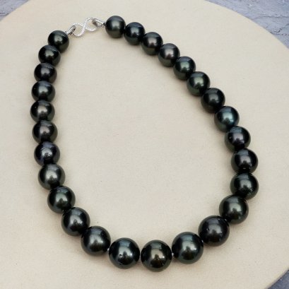Approx. 15.20 - 16.40 mm, Tahitian Pearl, Uniform Pearl Necklace