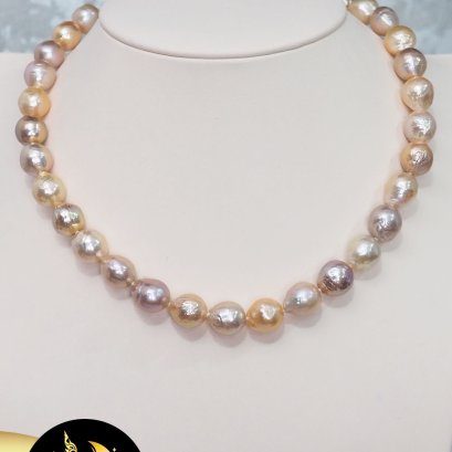 สร้อยคอมุกล้วน ปรับรูดได้  มุกบาร็อค สีมัลติคัลเลอร์ ขนาด 10-11 mm. เกรด AA+ ตัวเรือนเงินแท้ 92.5  ชุบทอง /SN0570ZN623