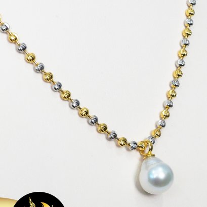 จี้ไข่มุกเม็ดเดี่ยว ไข่มุก South sea น้ำเค็มคัดเกรด สีขาว ทรงบารอก ขนาด 11-12 mm เกรด AA+ ตัวเรือนจุกจี้เกลี้ยงห่วงใหญ่ พร้อมสร้อยคอเม็ดมะยม เงินแท้ 92.5 ชุบ Two Tone 2 สี ความยาวสร้อยประมาณ 20" / 12.5.64