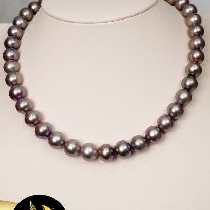 สร้อยคอมุกล้วนปรับรูดได้  มุกทรงกลม สีม่วง ขนาด10-11 mm. เกรด AA+ ตะขอเงินแท้ 92.5 ชุบทองคำขาว / SN2650ZN615