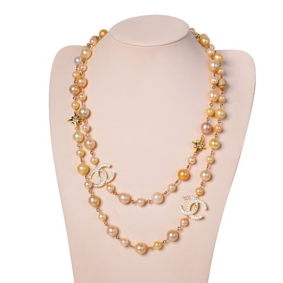 สร้อยคอไข่มุกระยะ Collection "Glowing COCO"