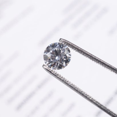 (IGI) 8.14 - 8.17 x 5.09 mm, Laboratory Grown Diamond (Round Brilliant, CVD, 2.07 ct, E, VVS 2)