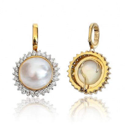 10.87 mm, Mabe South Sea Pearl, Diamond Halo Pearl Hinge Clasp Pendant